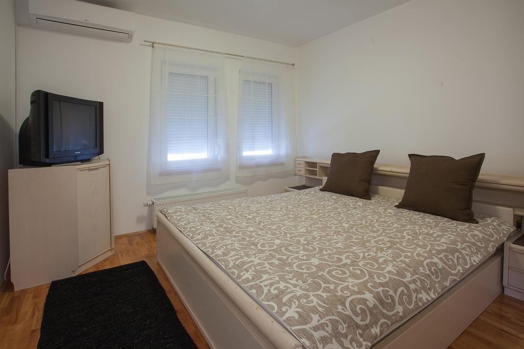 Guesthouse Rota Mostar Exterior photo